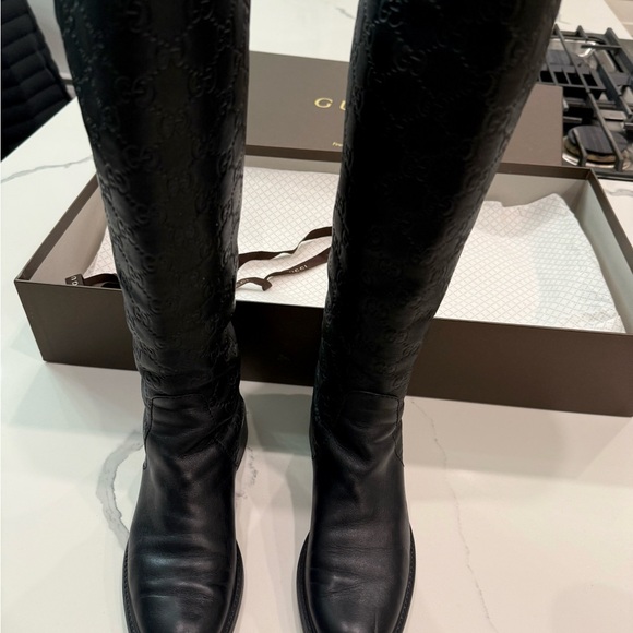 Gucci Black Leather Knee High Riding Boots for Women - Picture 6 of 7